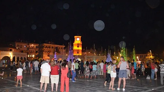 Marmaris Belediyesi'nde izinler kaldırıldı