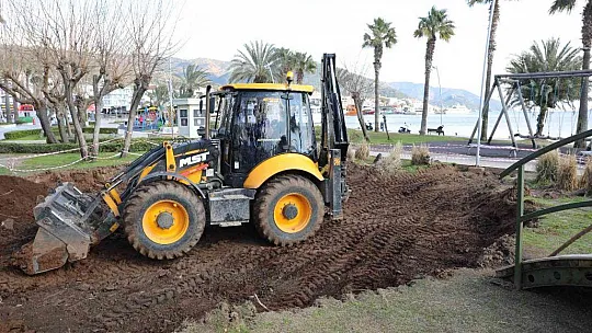 Marmaris Belediyesi Türkmenistan Parkı'na yeni görünüm kazandırıyor