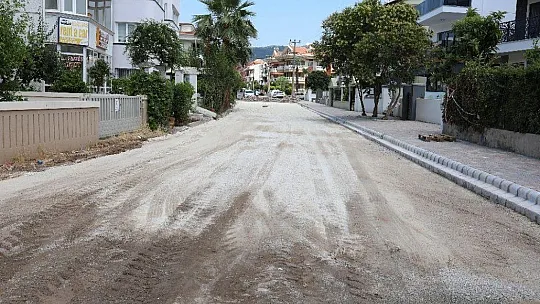 Marmaris Belediyesi yol yapım çalışmalarına hız verdi