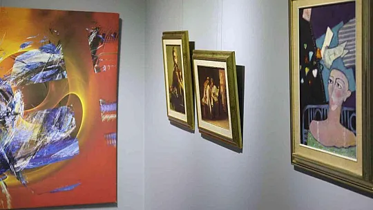 Marmaris İçmeler Sanatevi kapılarını sergiyle açtı