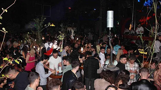 Marmaris'in en büyük diskosu Areena Club 'Yaza merhaba' açılışı yaptı