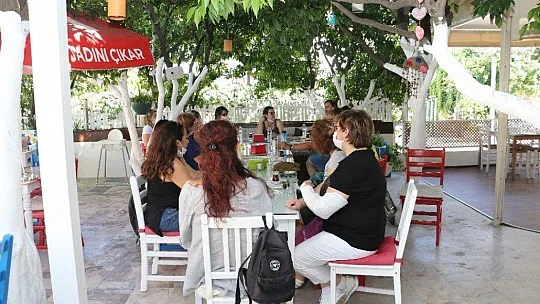 Marmaris'in üreten kadınları kooperatif kuruyor