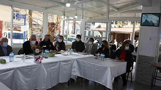 Marmaris Kaymakamı İçmeler Mahallesinde halk toplantısı yaptı