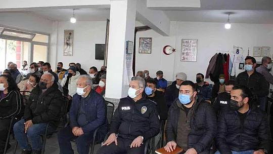 Marmaris Kaymakamı İçmeler Mahallesinde halk toplantısı yaptı