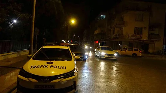Marmaris polisi, huzur ve güven uygulamalarına devam ediyor