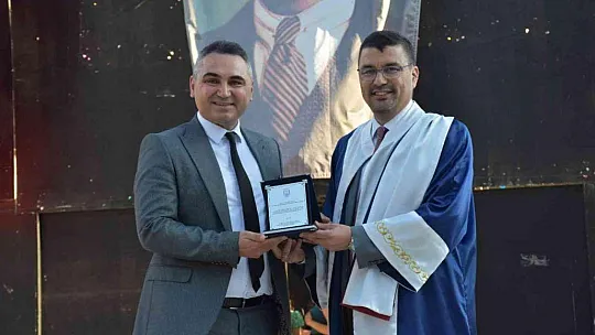 Marmaris Sağlık Hizmetleri Meslek Yüksekokulunda mezuniyet töreni