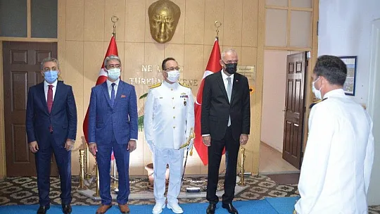 Marmaris'te '30 Ağustos Zafer Bayramı' kutlamaları çelenk sunma töreni ile başladı