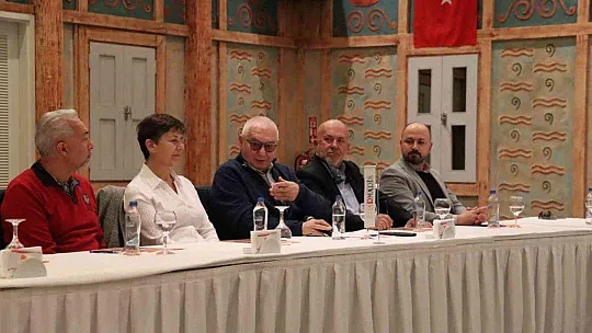 MARMARİS'TE 'TURİZMDE VASIFLI PERSONEL YETİŞTİRME KURSLARI' BAŞLIYOR