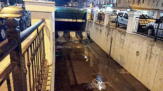 Marmaris'te 10 ton atığın denize ulaşması engellendi