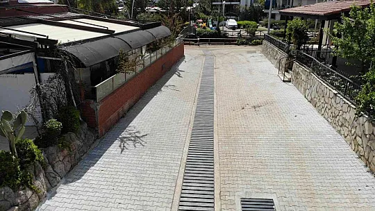 Marmaris'te 200 kamyon balçık çıkarıldı