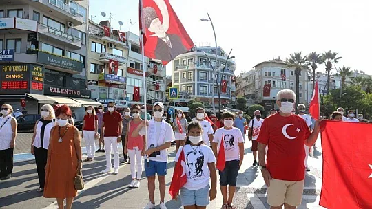 Marmaris'te 30 Ağustos Zafer Bayramı coşku ile kutlandı