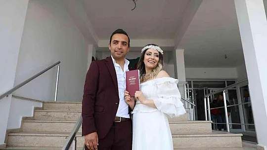 Marmaris'te 642 çift mutluluğa evet dedi