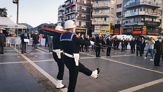 Marmaris'te Atatürk saygı ile anıldı