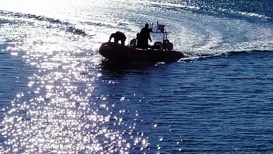 Marmaris'te balık avında kaybolan gemiciyi arama çalışmaları devam ediyor