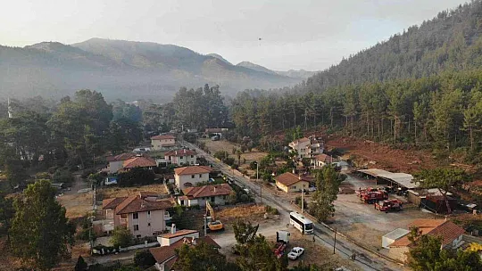 Marmaris'te baş döndüren hava trafiği