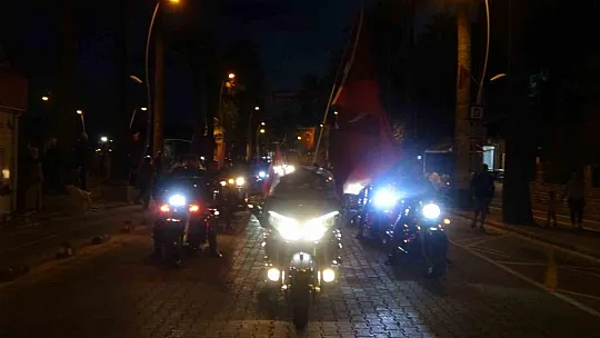 Binlerce kişi 19 Mayıs coşkusuna katıldı