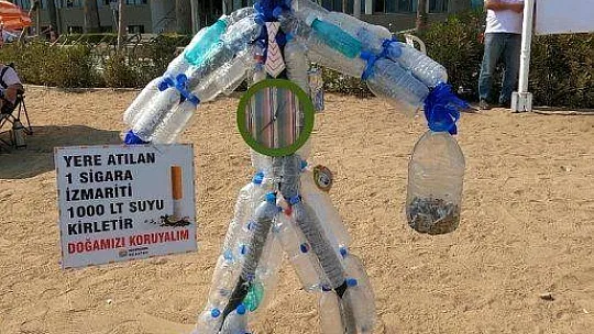 Marmaris'te çöp adamlardan çevre mesajı