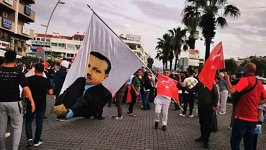 Marmaris'te Cumhurbaşkanı Erdoğan sevinci