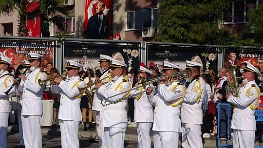 Marmaris'te Cumhuriyet Bayramı coşkusu törenler ile başladı