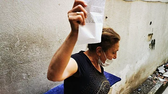 Marmaris'te depreme dayanıksız binalar yıkılıyor