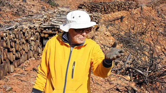 Marmaris'te gönüllüler fidan ve tohum dikimlerine devam ediyor