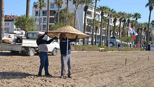 Marmaris'te halk plajları yaza hazırlanıyor