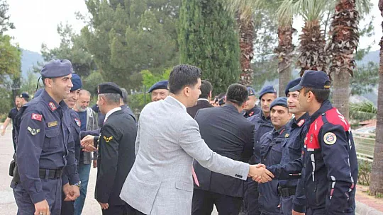 Marmaris'te ilçe protokolü Ramazan Bayramı'nı kutladı