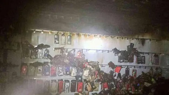MARMARİS'TE İŞ YERİ YANGINI