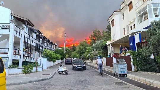 Marmaris'te korkutan yangın