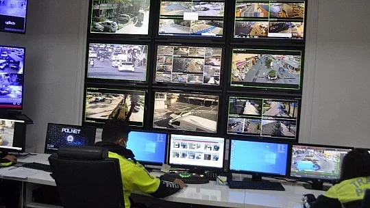 Marmaris'te kural tanımayanlar Mobese ile belirlenecek