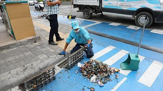 Marmaris'te mazgallar kül tablasına dönmüş