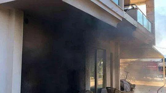 MARMARİS'TE MEYDANA GELEN İKİ YANGIN KORKUTTU