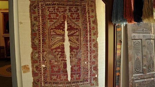 Marmaris'te müze gibi halı mağazası