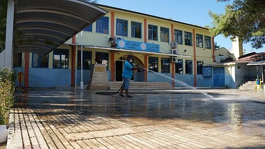 Marmaris'te okullar eğitime hazır