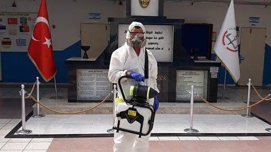 Marmaris'te okullar sınav öncesi dezenfekte edildi