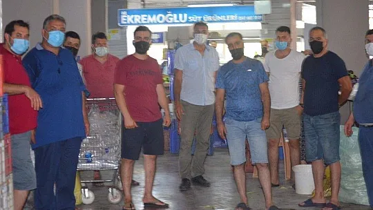 Marmaris'te pazarcı esnafı eski günlerine dönmek istiyor