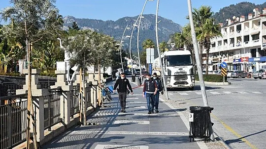 Marmaris'te sahiller denetlendi
