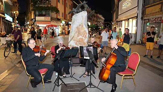 Sanat Sokağa Taştı