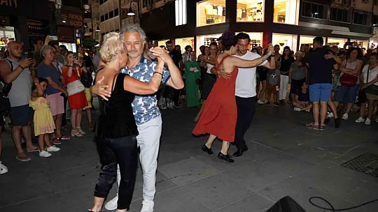 Sanat Sokağa Taştı