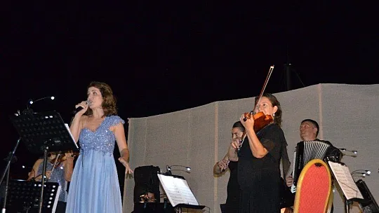 Marmaris'te sosyal mesafeli klasik müzik konseri