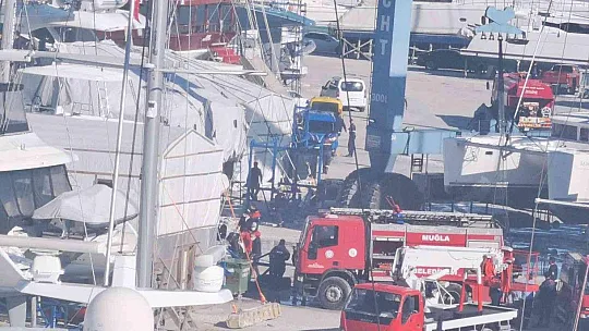 Marmaris'te tekne yangını