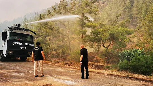 Marmaris'te TOMA'lar iş başında
