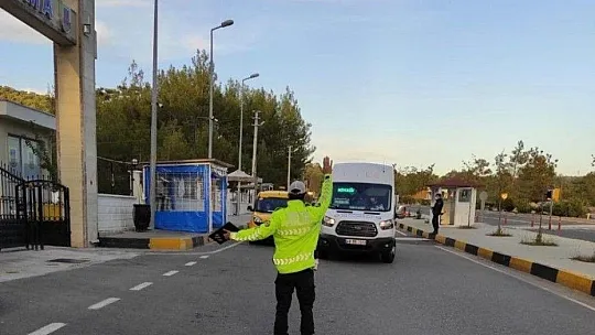 Marmaris'te toplu taşıma araçlarında Korona virüs denetimi yapıldı