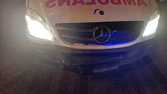 Motosiklet Ambulansa Çarptı