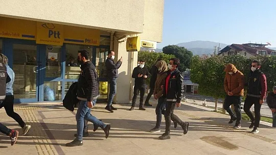 Marmaris'te uyuşturucu tacirleri tutuklandı