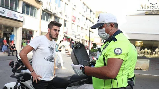 Marmaris'te yayalara açık yollarda motosiklet denetimi