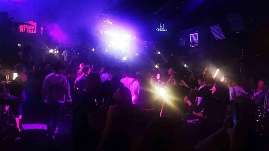 Marmaris'te yazdan kalma gecelerde eğlenceler devam ediyor