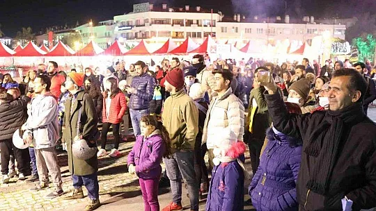 Marmaris'te yeni yıl kutlamaları devam ediyor