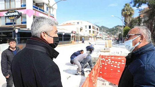 Marmaris'te yol yapım hamlesi
