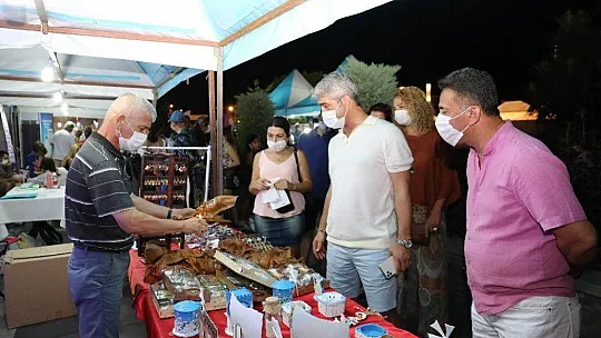 Marmaris'te yöresel ürünler pazarı açıldı